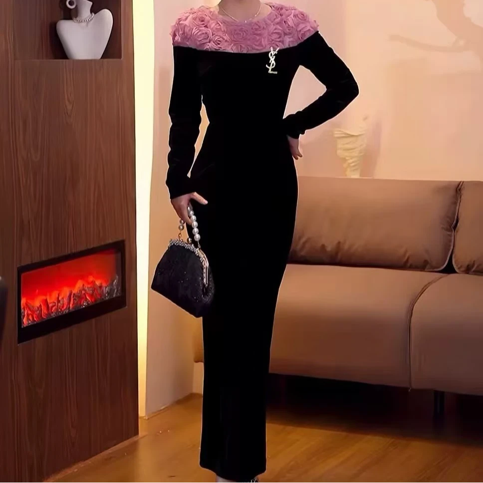 丝绒修身礼服连衣裙