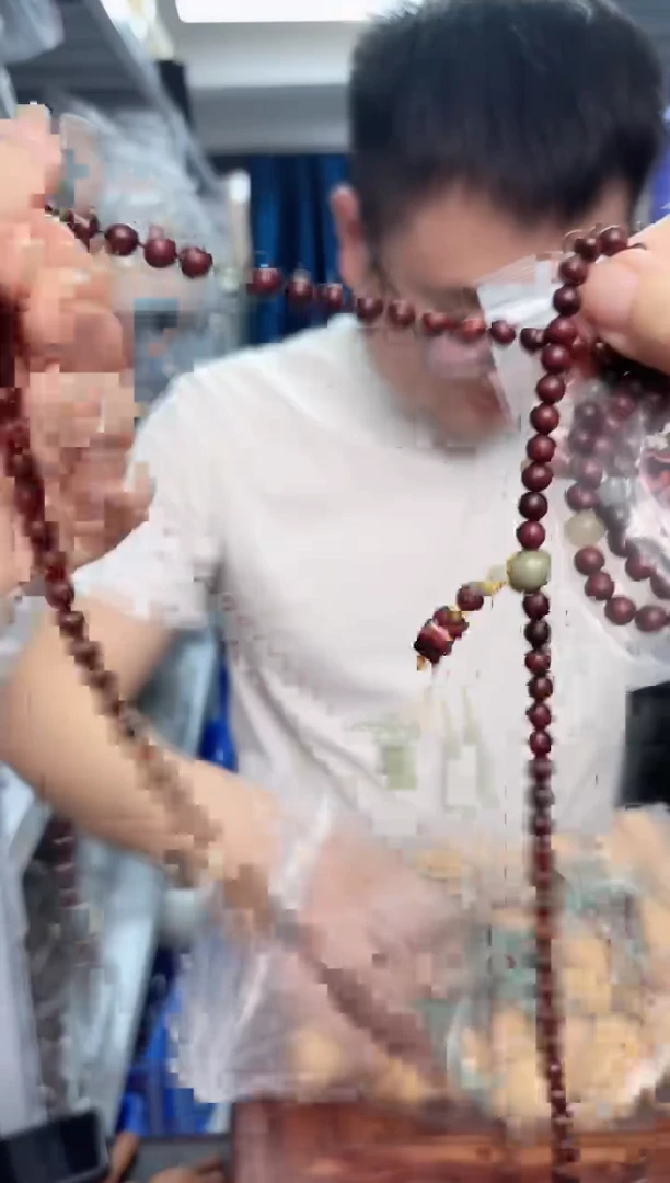 木小叶紫檀祥云毛衣链一条