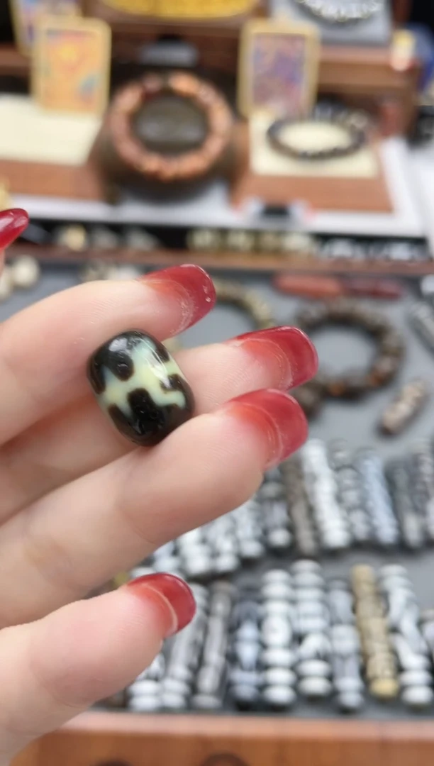 【闪购商品】玛瑙/玉髓珠珠未镶嵌贵人