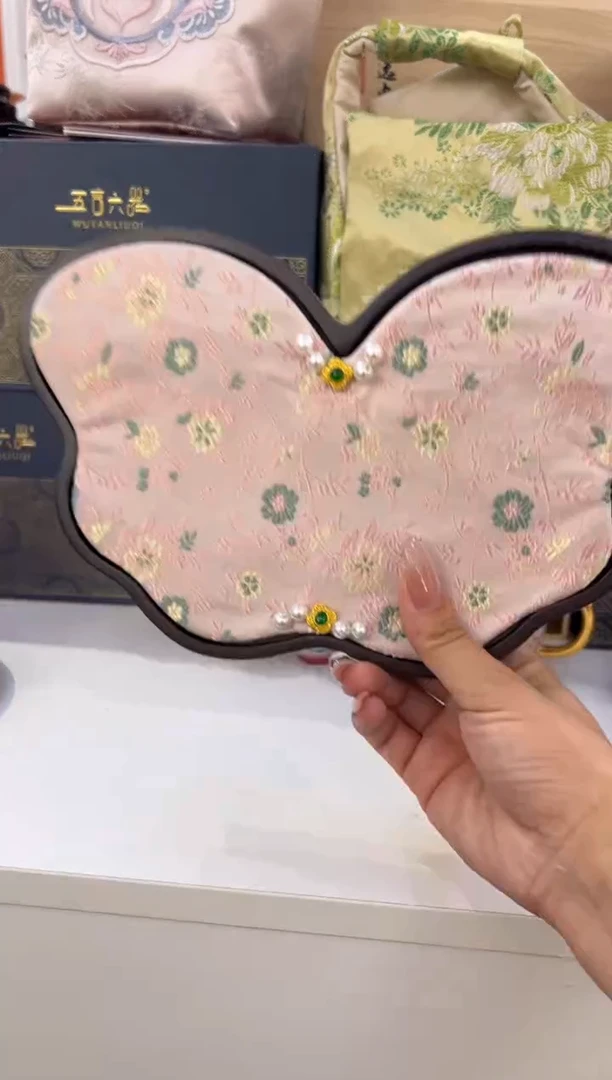 瓷片小乔闪购链接