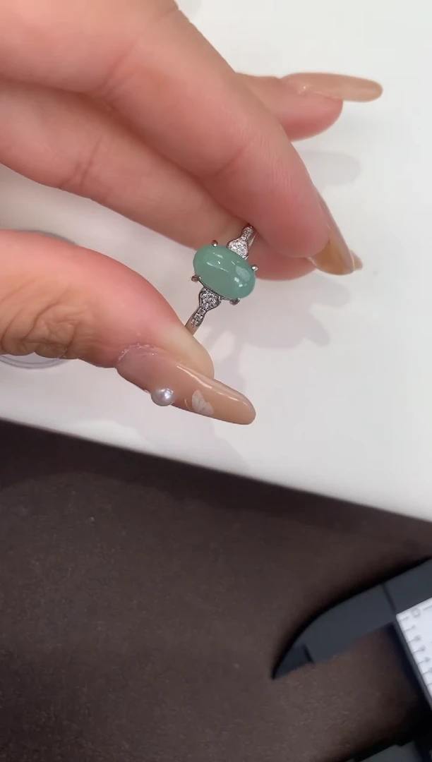 颈饰未镶嵌翡翠天然缅甸a货翡翠