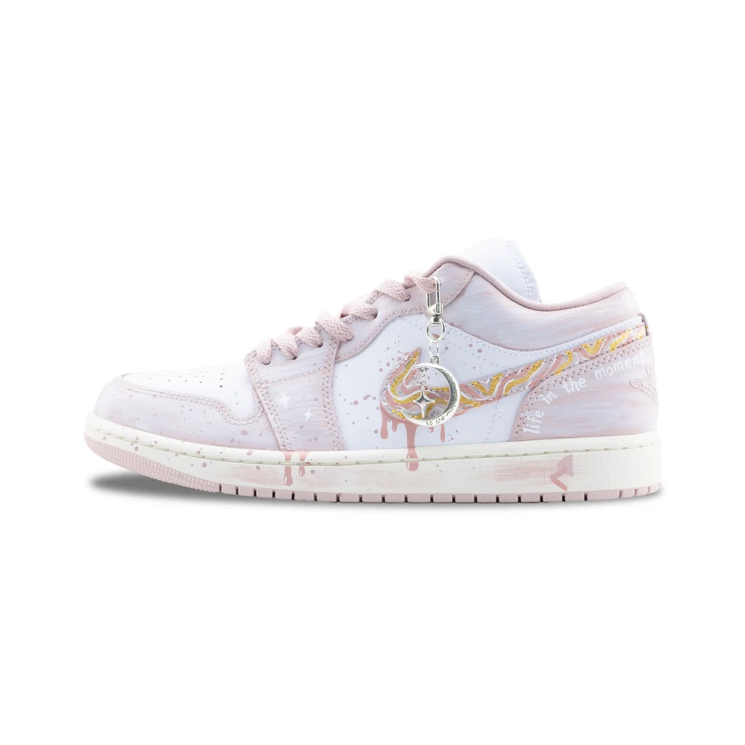 定制球鞋Jordan/乔丹AirJordan1月光奏鸣曲 百搭低帮板鞋男女同款