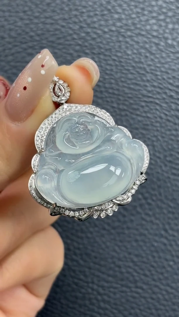 颈饰未镶嵌翡翠佛公