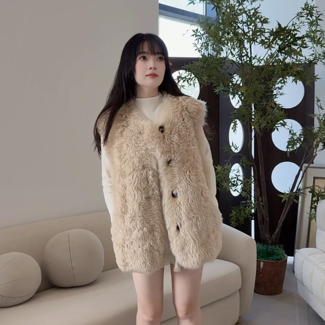 新款进口托斯卡纳皮毛一体网红款羊毛马甲宽松休闲百搭皮草女外套