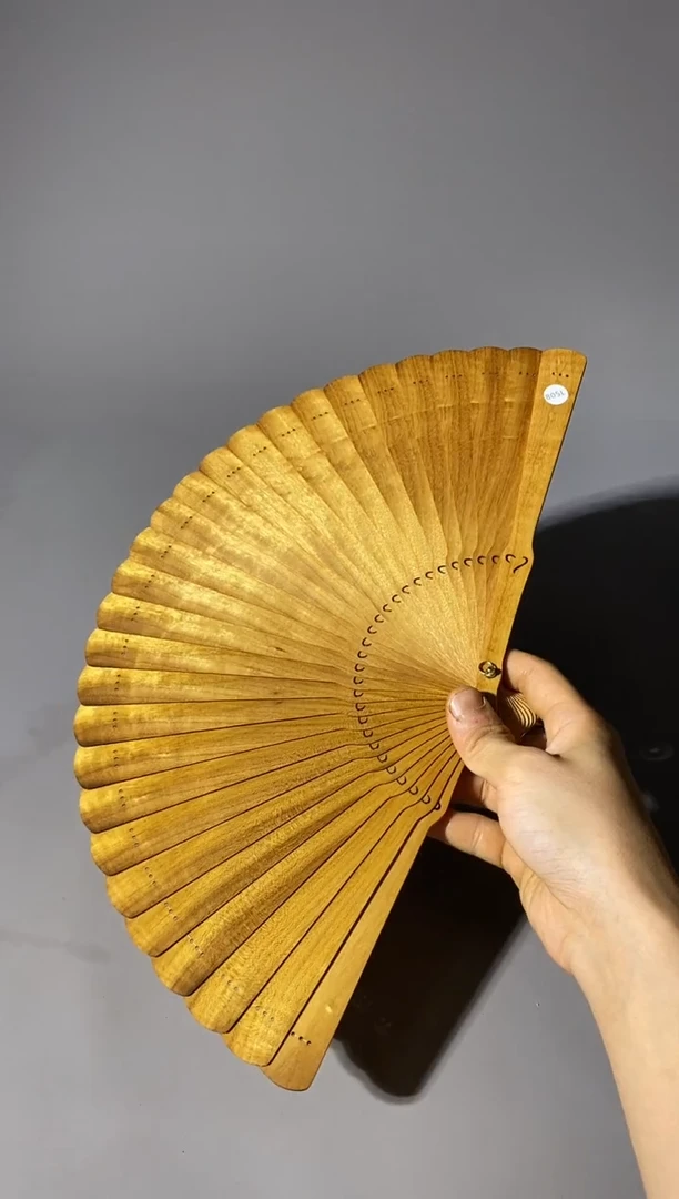 金丝楠805号21cm小叶桢楠扇子