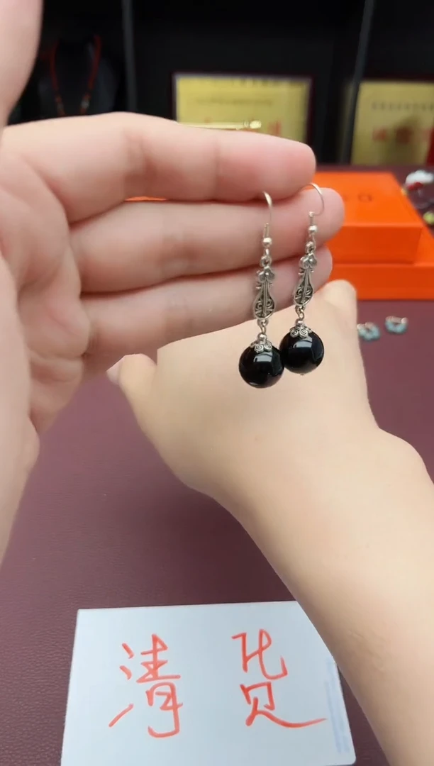 黑曜岩银S925镶嵌耳饰314000