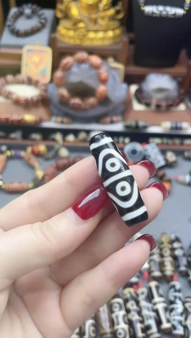 未镶嵌珠珠玛瑙/玉髓水纹八眼