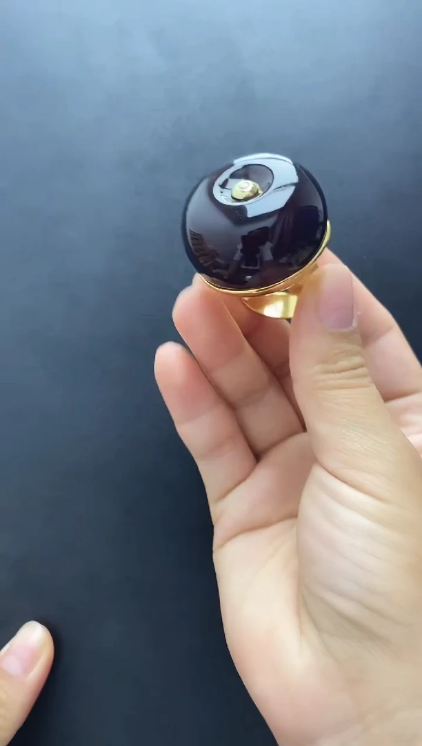 裸石琥珀未镶嵌戒指