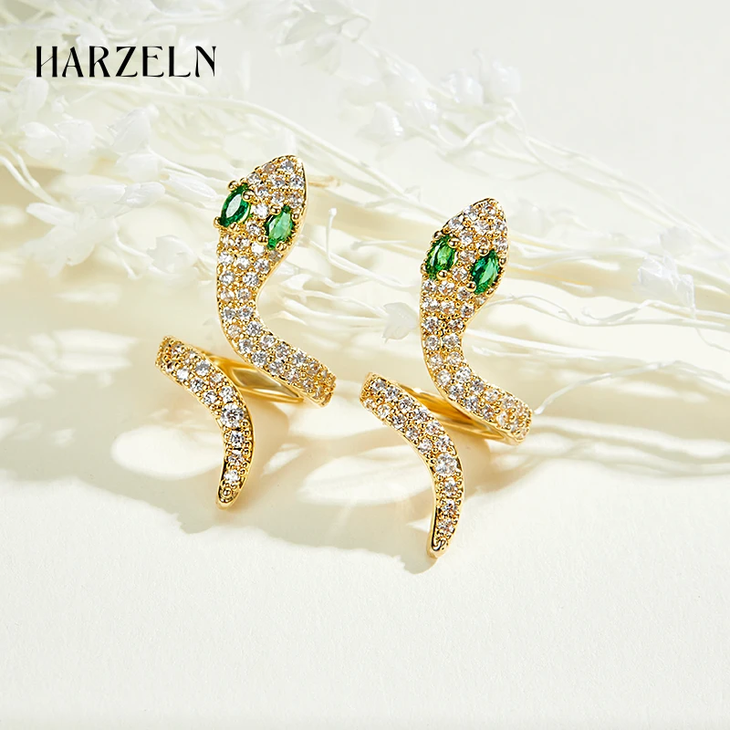 新款金色灵蛇形耳钉女本命年爆款时尚简约百搭小众设计感个性耳环