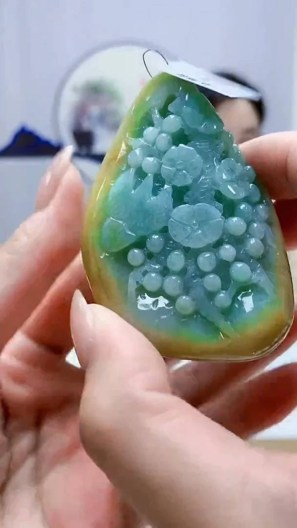 未镶嵌定制翡翠5160MM-毛货挂件76