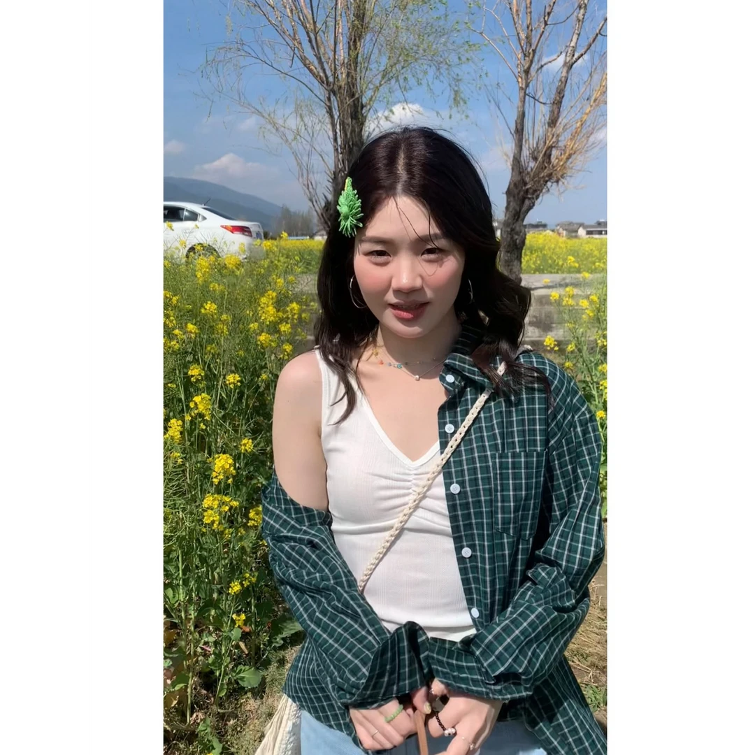 火火火【海岛遐风】韩系别致宽松格子衬衫上衣C31627HH52