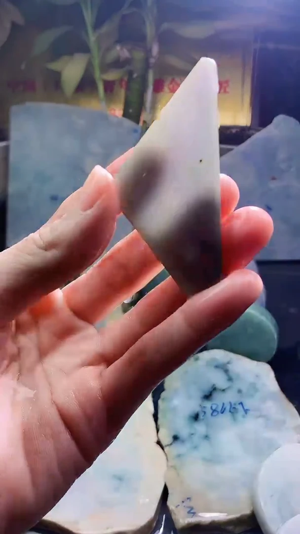 未镶嵌挂件翡翠小雨326