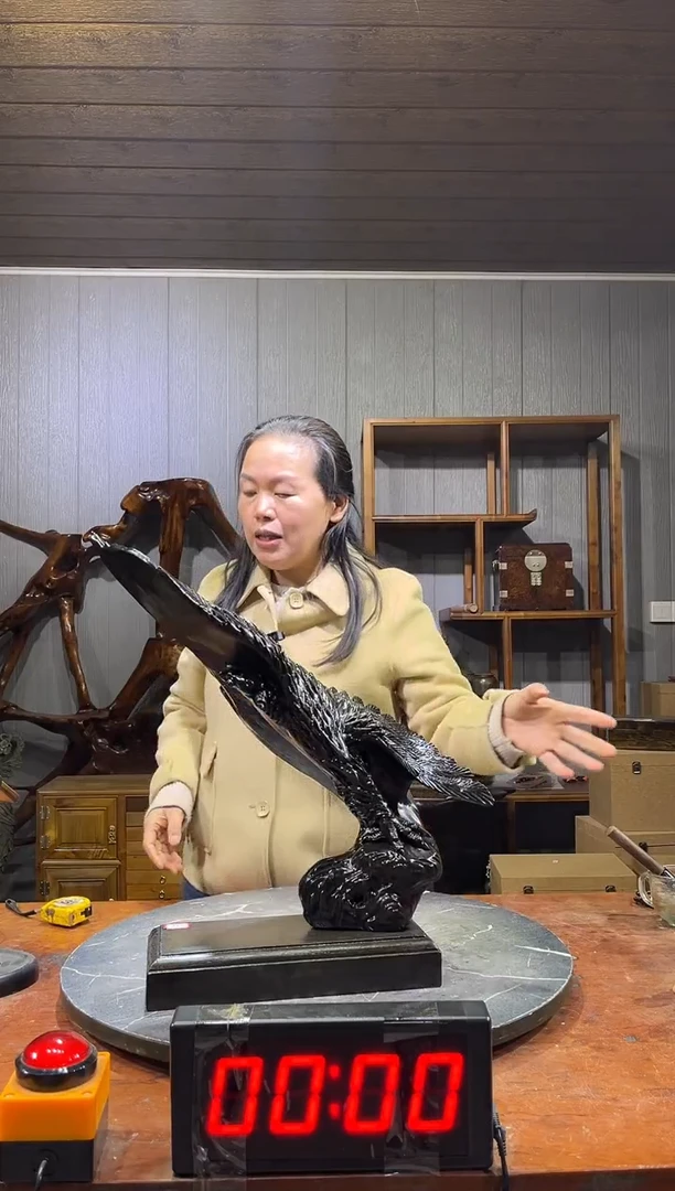 乌木类老****泽麻柳乌木老鹰摆件