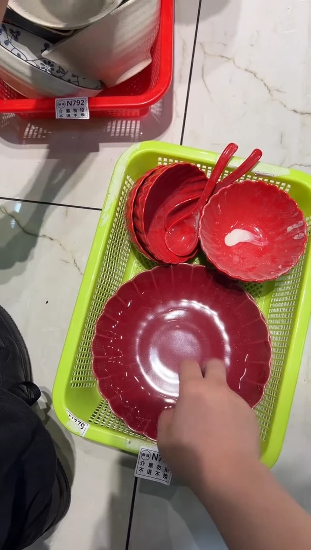 微瑕商品，介意勿拍-套组