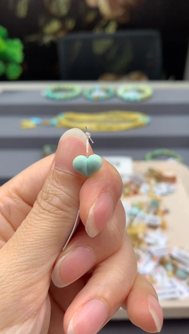 未镶嵌绿松石雕刻W30