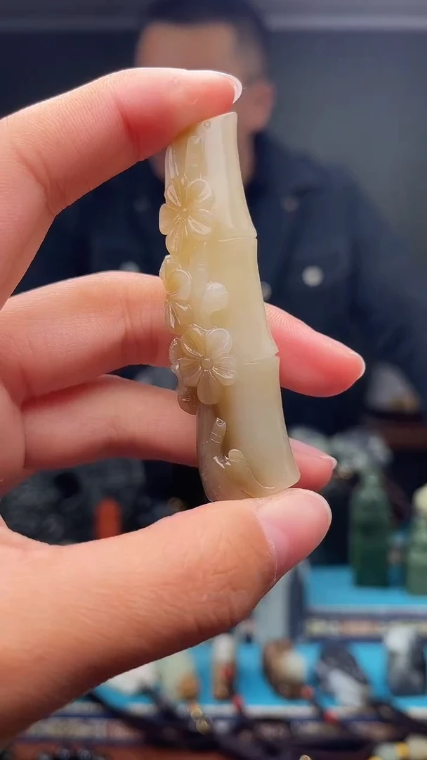 未镶嵌和田玉挂件1