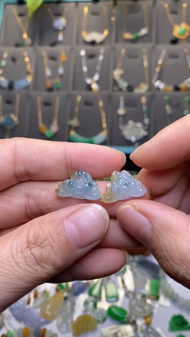 颈饰未镶嵌翡翠净货36224