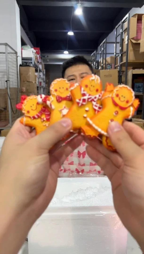 瓷片树脂姜饼人冰箱贴4件套磁铁会掉