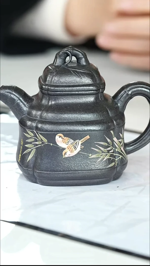 茶壶紫砂宜兴紫砂055     玄铁砂   200cc