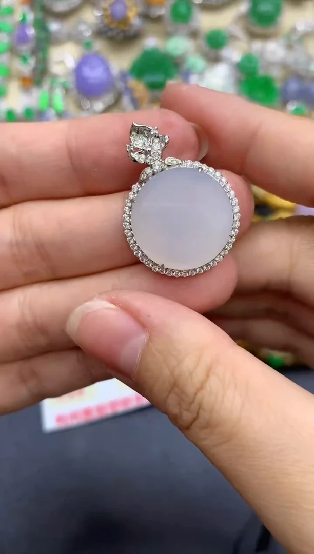 颈饰18K金镶嵌翡翠326-中国好珍宝