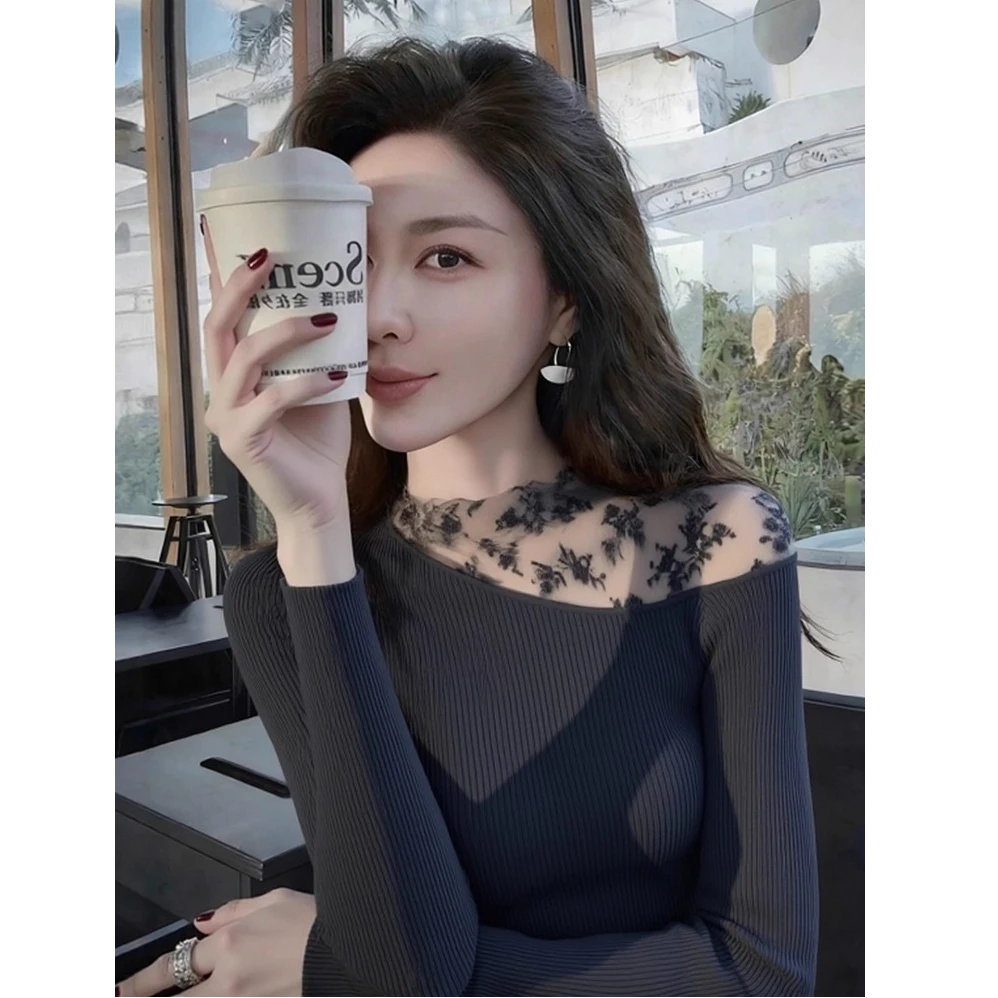 纯色蕾丝拼接长袖打底衫秋冬内搭巨好看高端设计感轻熟气质毛衣女