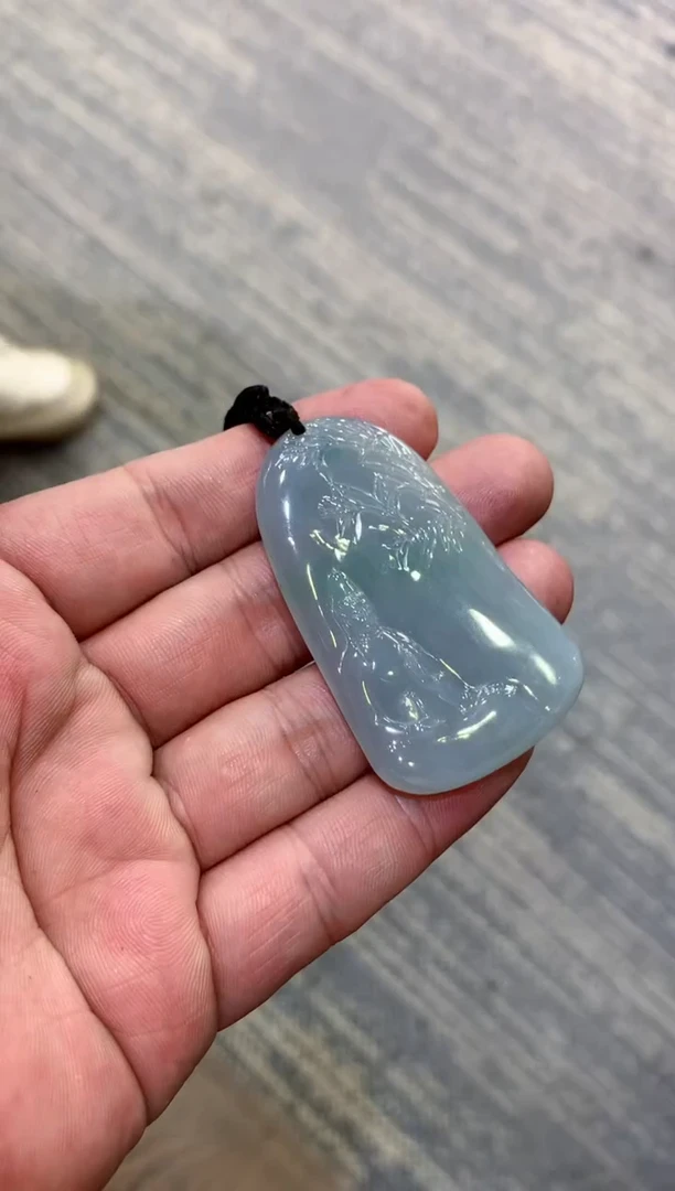 颈饰未镶嵌翡翠天然A货翡翠