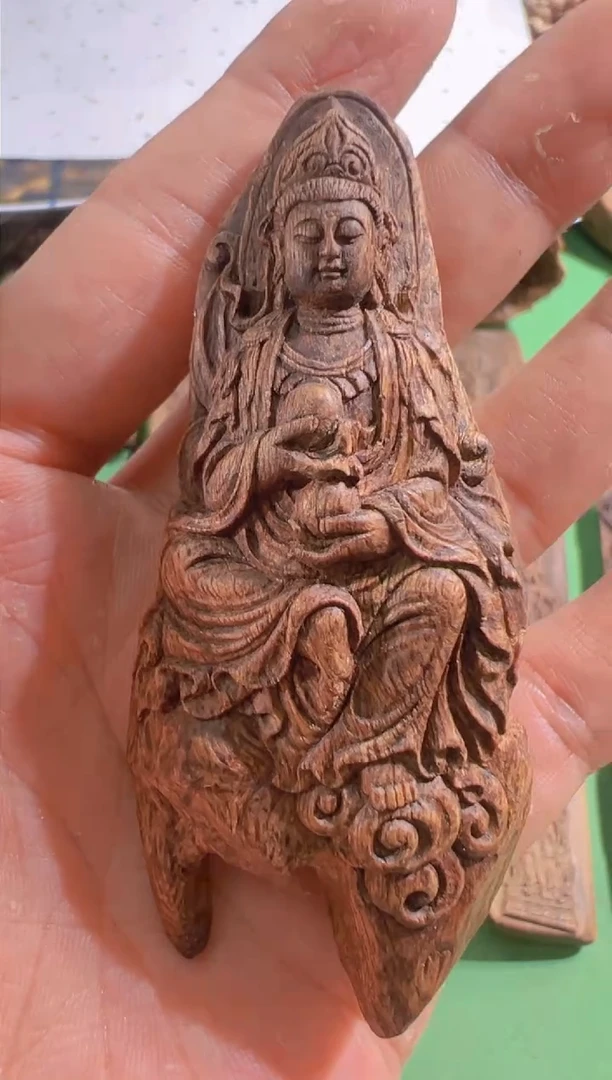 【闪购商品】沉香吊坠78号顺化多样性发一