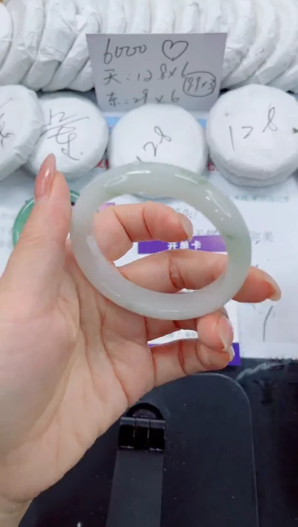 未镶嵌手镯石英质玉120-56.3