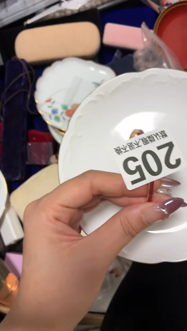 瓷片精致漂亮的东西快来带走吧