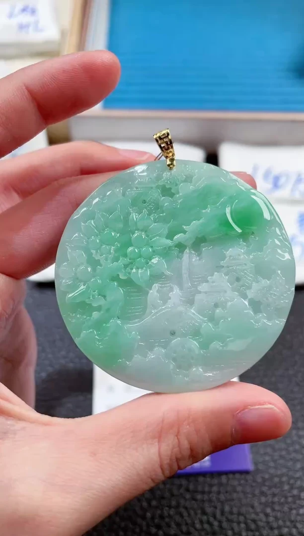 【闪购商品】翡翠颈饰18K金镶嵌00005741