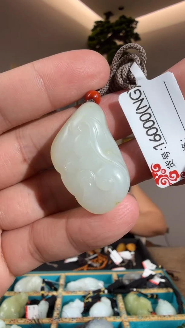 颈饰未镶嵌和田玉NG