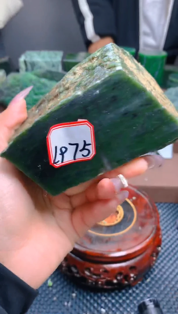 【闪购商品】和田玉（碧玉）珠宝半成品未镶嵌1