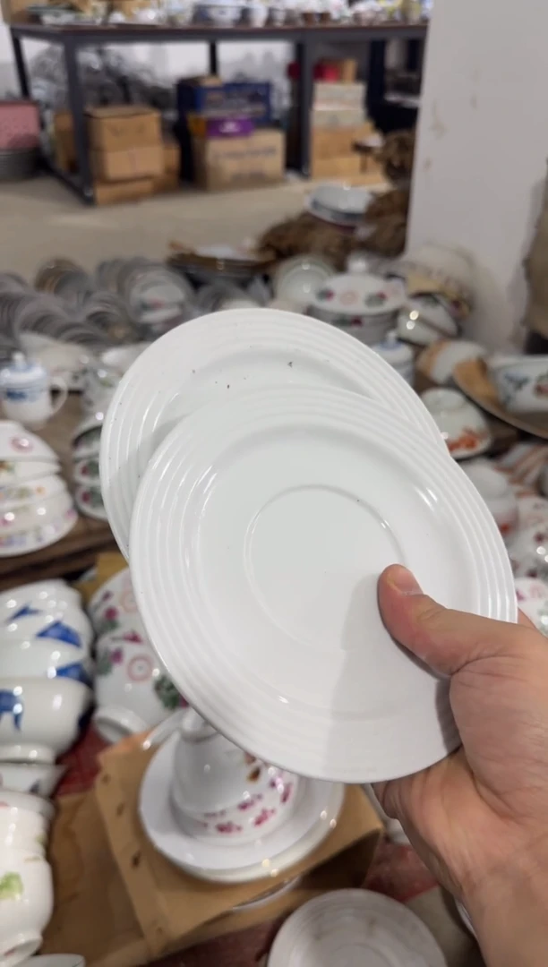 摆件纯白碟16厘米两个一组微瑕请慎拍