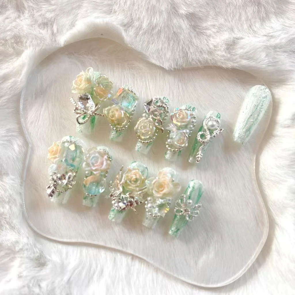 东哥重工纯手工穿戴甲