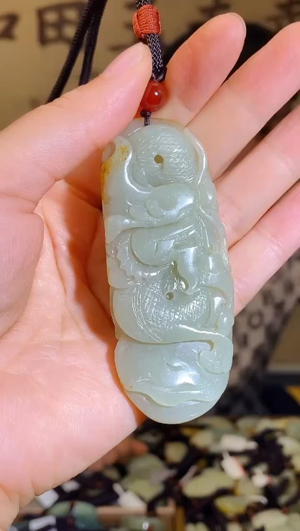 颈饰未镶嵌和田玉1