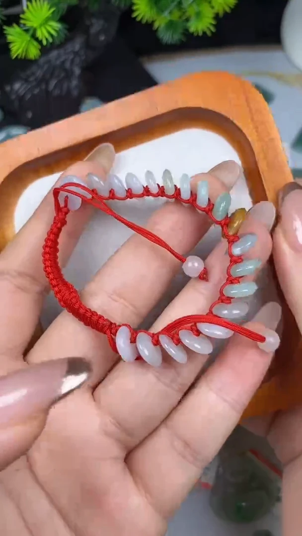 吊坠(不含链)未镶嵌翡翠天然A货翡翠