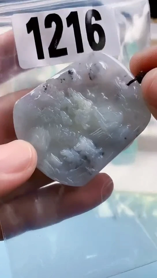 【闪购商品】翡翠挂件未镶嵌天然翡翠吊坠挂件