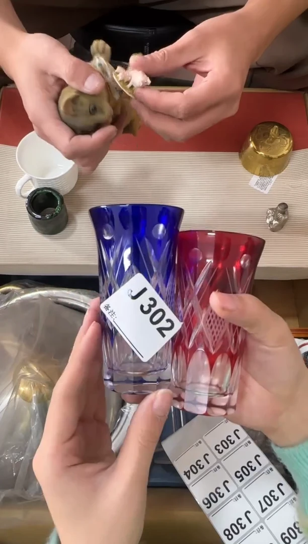 Z****y302...中古產品謹慎參拍