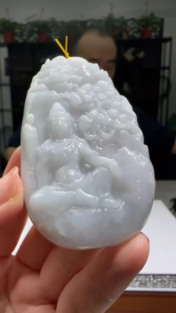 【闪购商品】翡翠颈饰未镶嵌天然翡翠A货吊坠