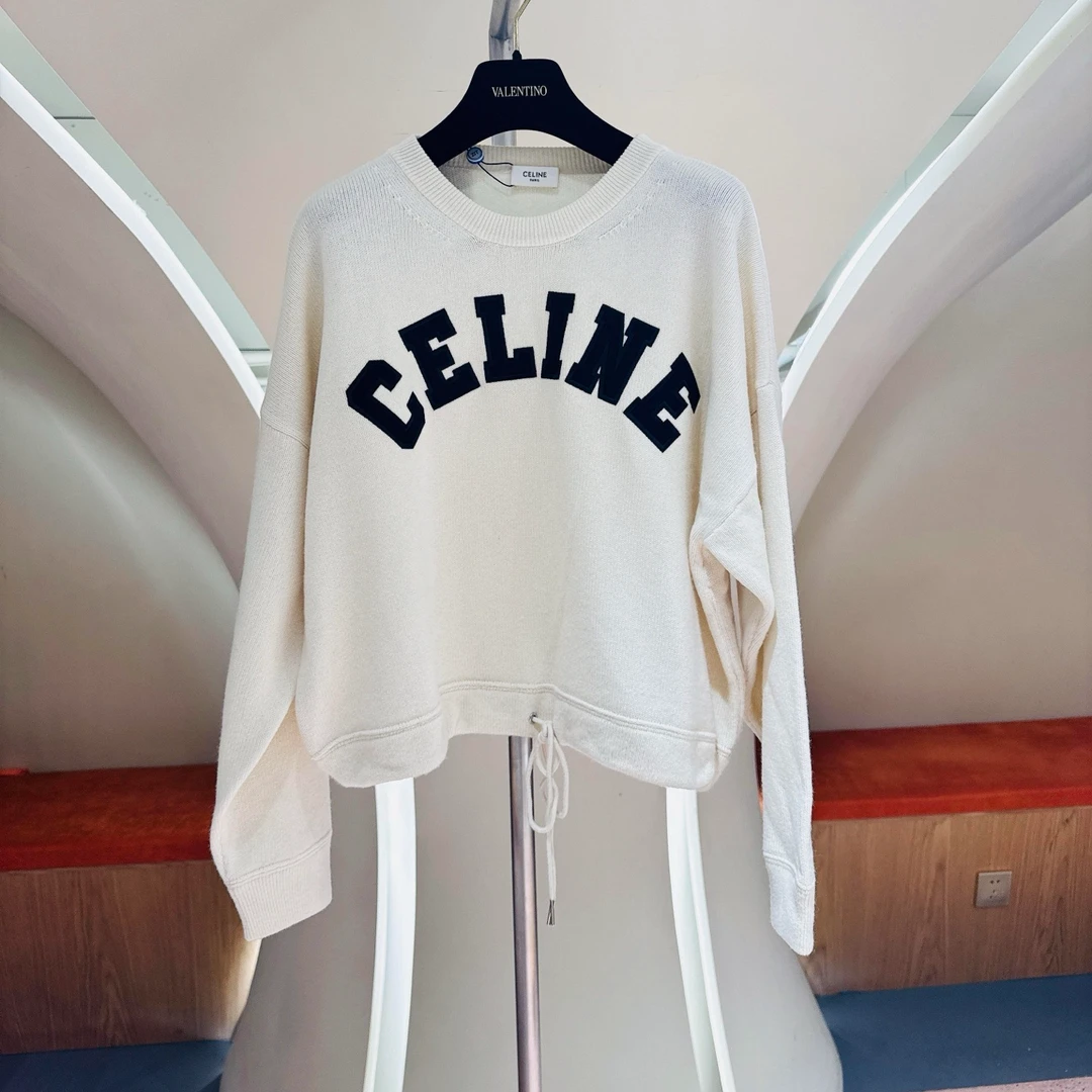 99新 Celine/思琳 米白色 字母logo刺绣羊毛圆领  S码