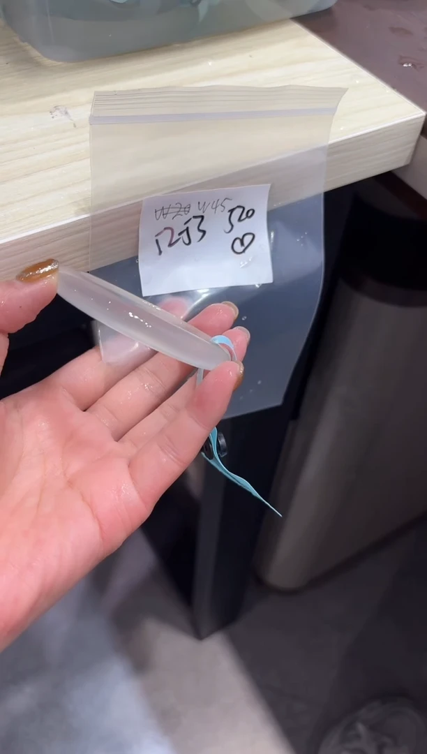 手镯玛瑙/玉髓未镶嵌用****8W45