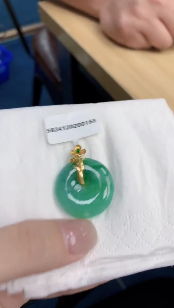 【闪购商品】翡翠颈饰18K金镶嵌天然缅甸翡翠A货