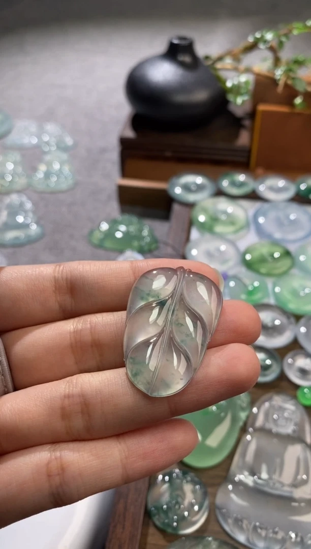 吊坠(不含链)未镶嵌翡翠叶子