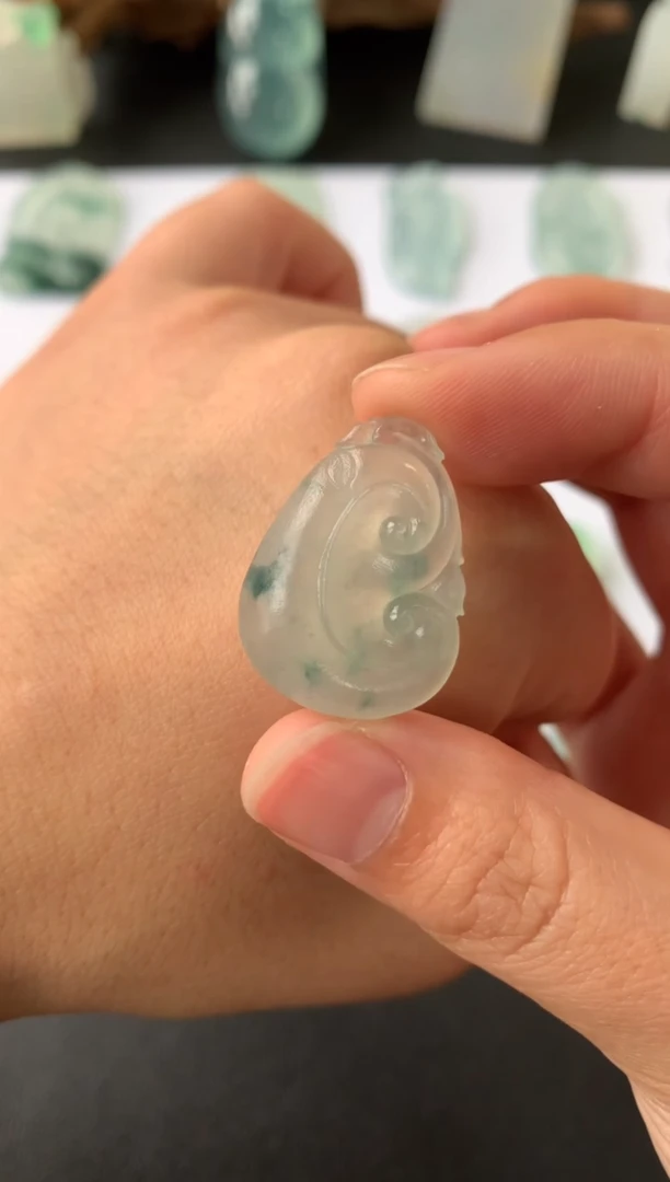 【闪购商品】定制翡翠未镶嵌翡翠