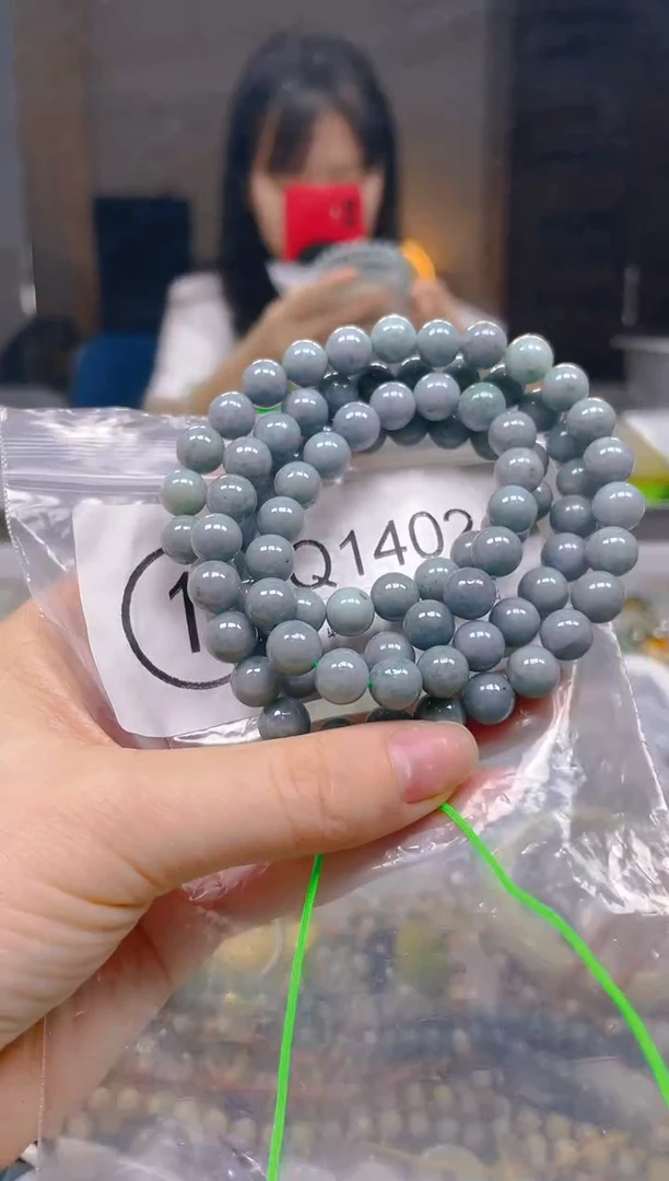 翡翠未镶嵌颈饰8MM/Q/翡翠A货一图一物