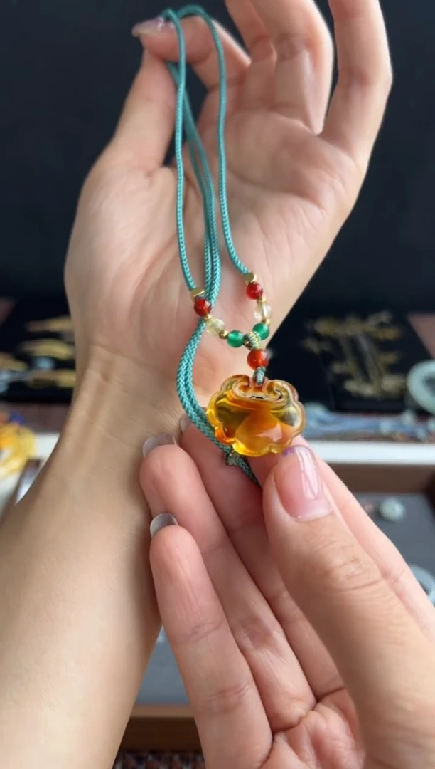 蜜蜡吊坠(不含链)未镶嵌619买断