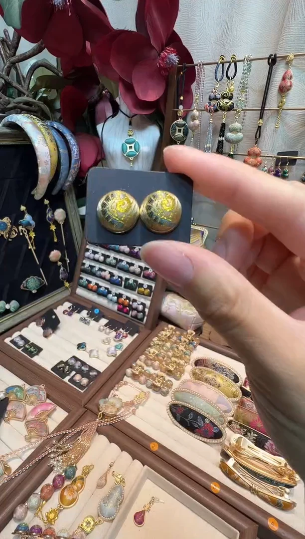 【孤品车8.5】钱小萍虎阵五毒蝎子尾巴耳钉