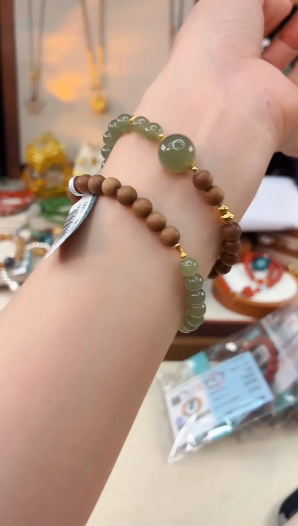 未镶嵌和田玉手饰@@E921D019459