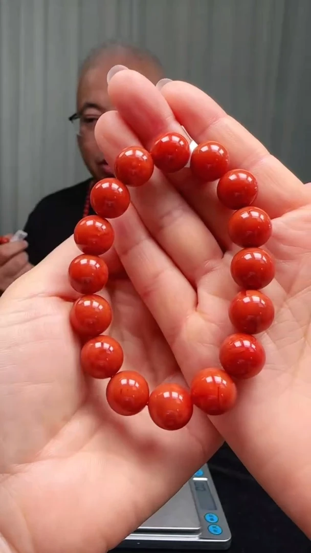 南红玛瑙多样性发一件未镶嵌13mm瓦西圆珠单圈