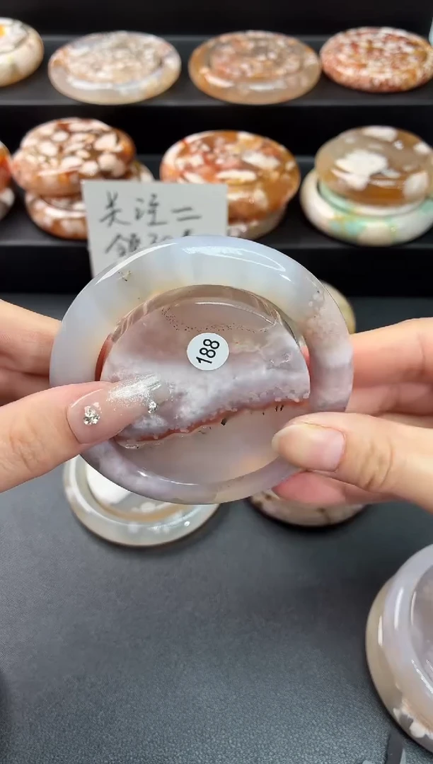 手镯玛瑙/玉髓未镶嵌石英质玉58圈(赠送镯心)圈口建议拍大